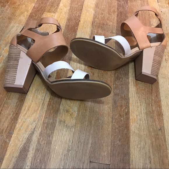 Dolce vita Roman style women’s Shoes - Picture 5 of 6